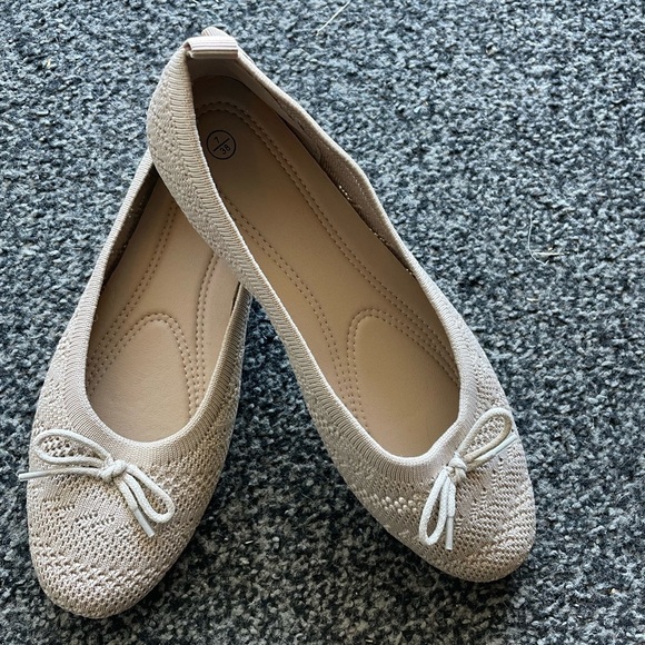 Women’s Ballet Flats Knit Mesh Flats - Picture 5 of 10